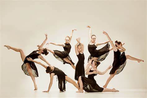 Grupo De Bailarinas